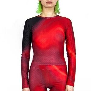 Niihai sz S Infrared Top Long sleeve Fitted T Shirt Crew Urban Outfitters